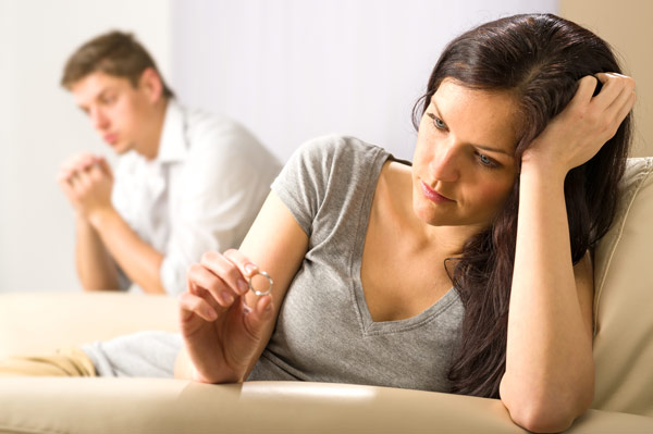 Call Tom Almon to discuss valuations of Arapahoe divorces